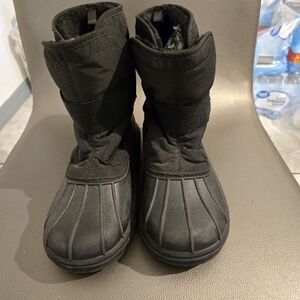 Kids Black Winter Boots